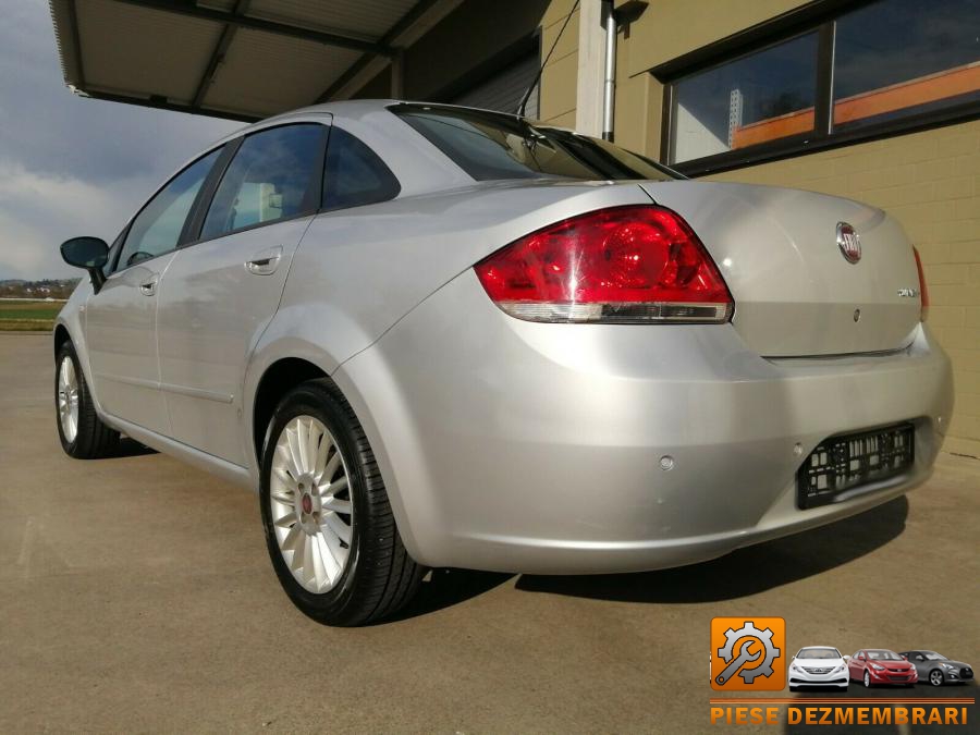 Airbaguri fiat linea 2011