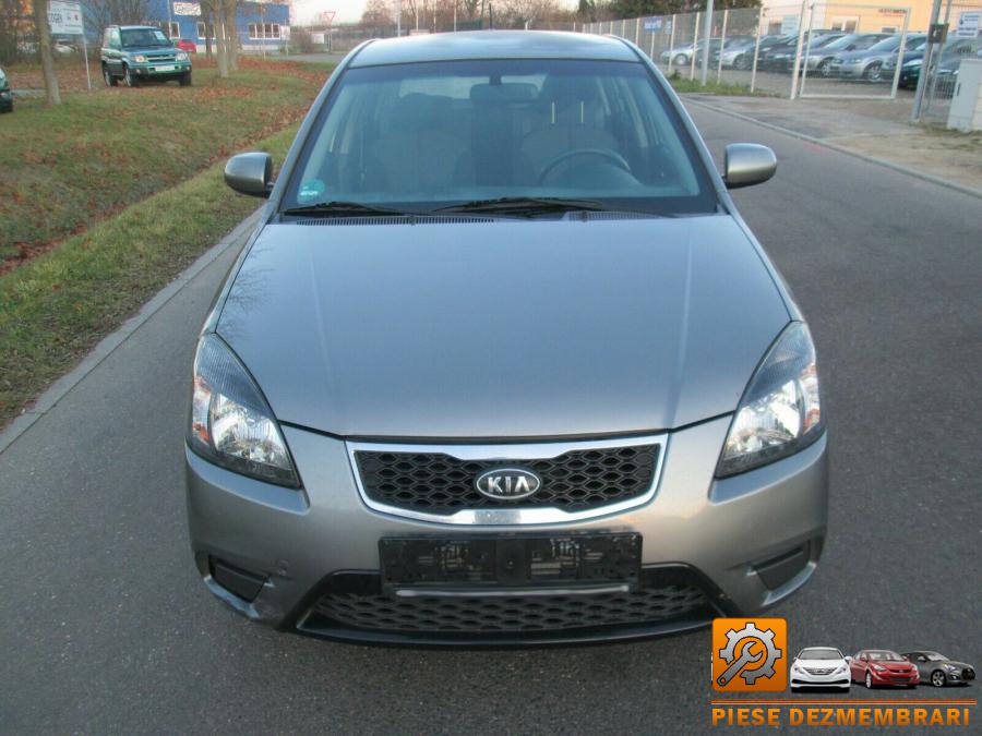 Airbaguri kia rio 2010