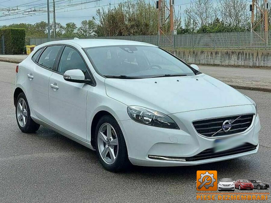 Airbaguri volvo v40 2008