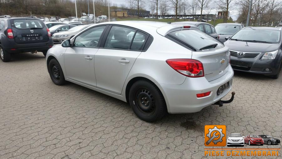 Amortizor capota chevrolet cruze 2010