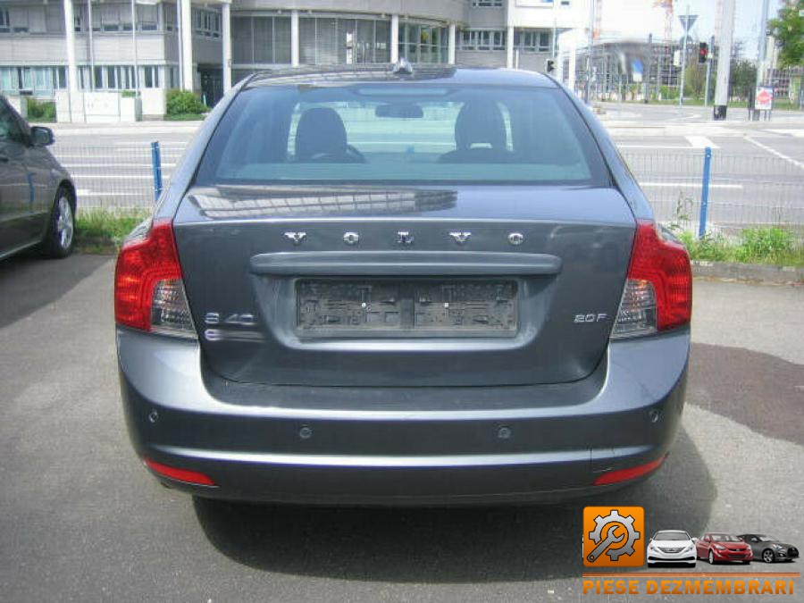 Amotizor volvo s40 2010