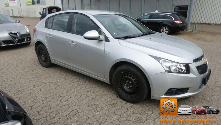 Ansamblu stergatoare chevrolet cruze 2010