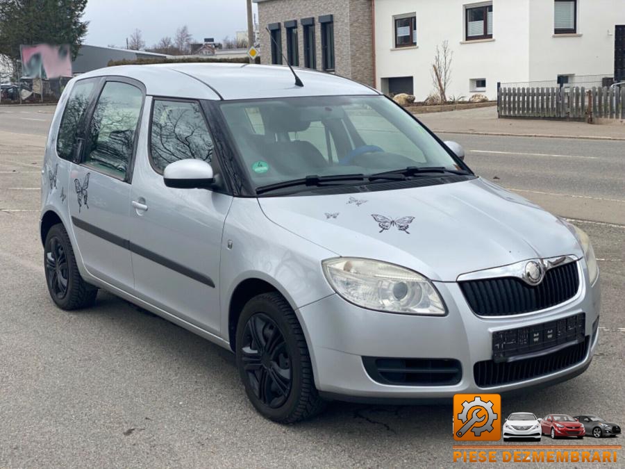 Ansamblu stergatoare skoda roomster 2011