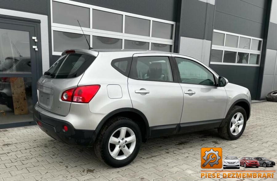 Aripa fata nissan qashqai 2011