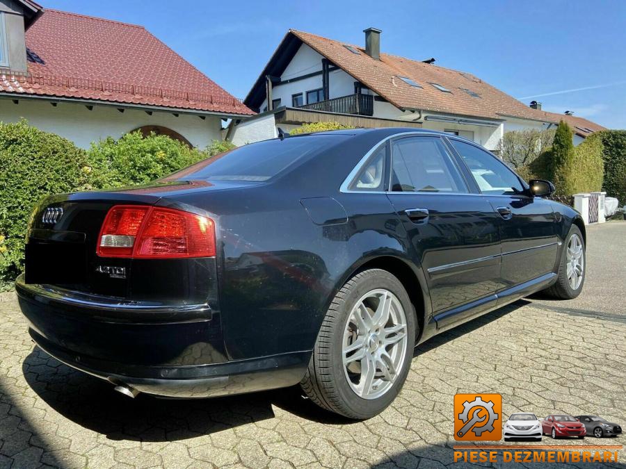 Aripa spate audi a8 2006