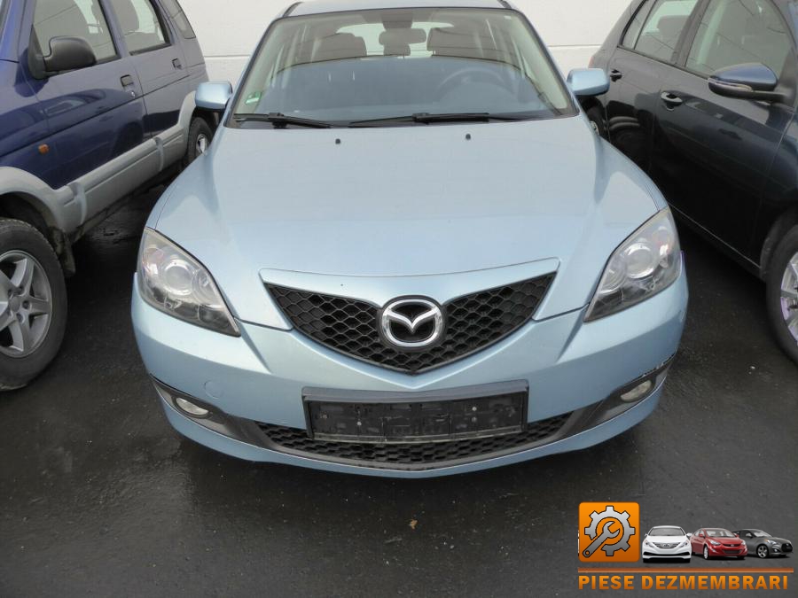 Aripa spate mazda 3 2010