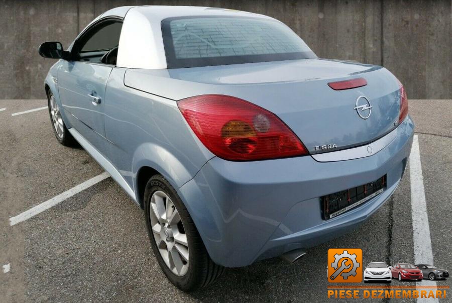 Aripa spate opel tigra b 2006