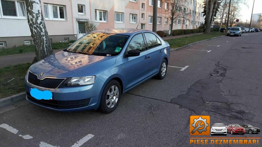 Aripa spate skoda rapid 2015