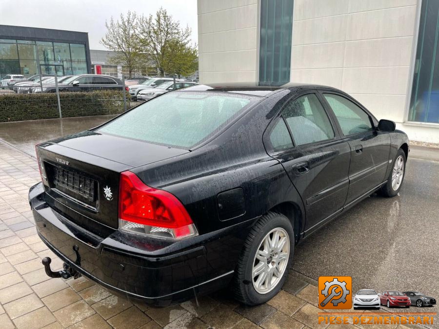 Aripa spate volvo s60 2005