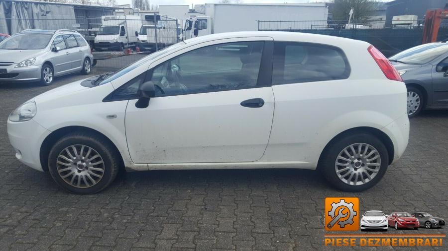 Baie ulei fiat grande punto 2010