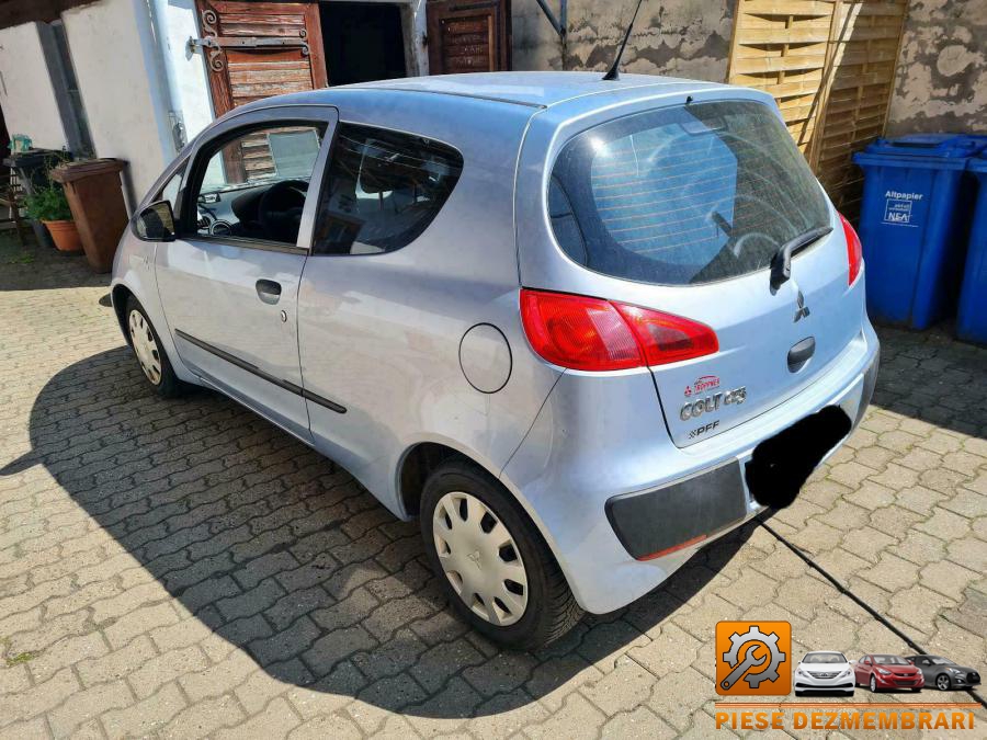 Baie ulei mitsubishi colt 2010