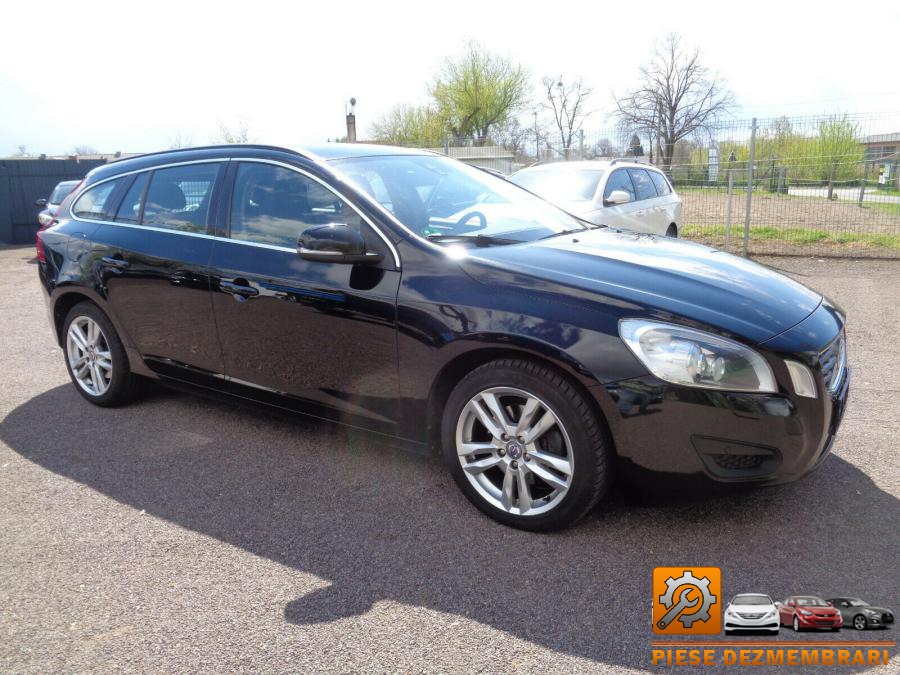 Baie ulei volvo v60 2013