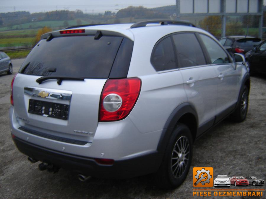 Balamale capota chevrolet captiva 2007