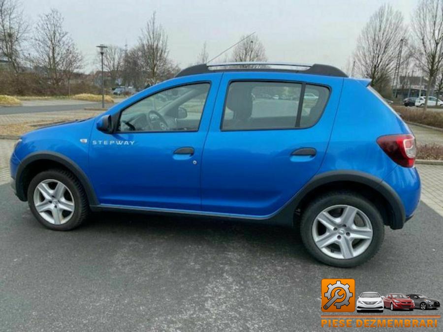 Balamale capota dacia sandero stepway 2017