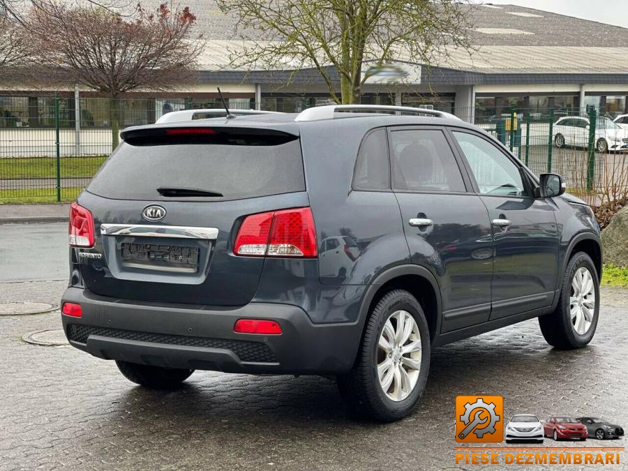 Balamale capota kia sorento 2013