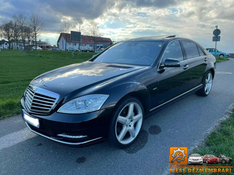 Balamale capota mercedes s class 2011