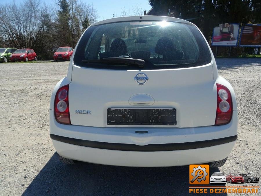 Balamale capota nissan micra 2008