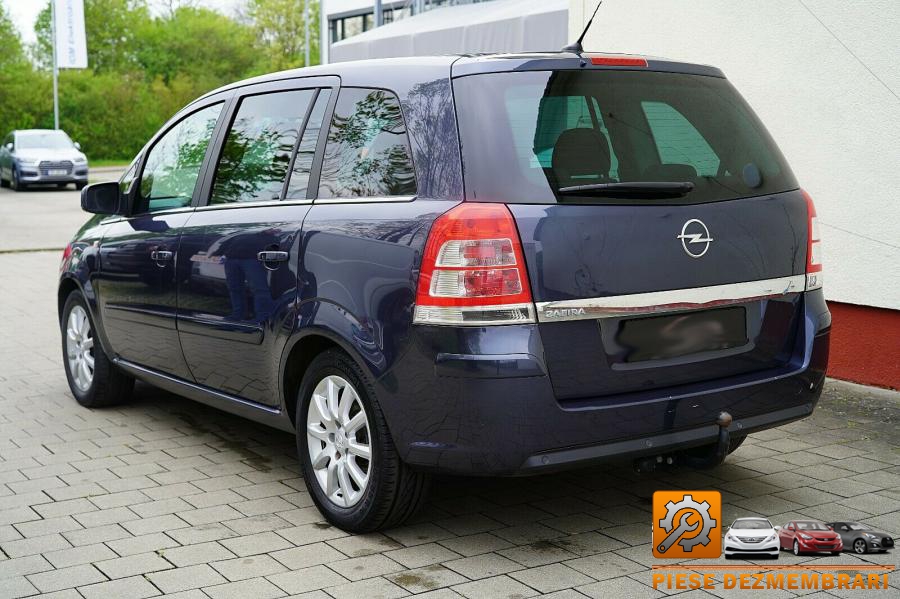 Balamale capota opel zafira b 2009