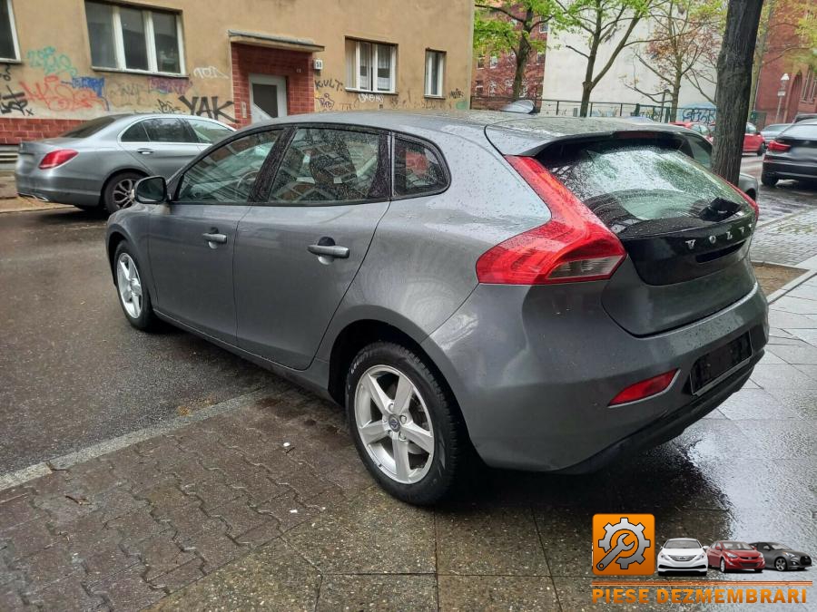 Balamale capota volvo v40 2008