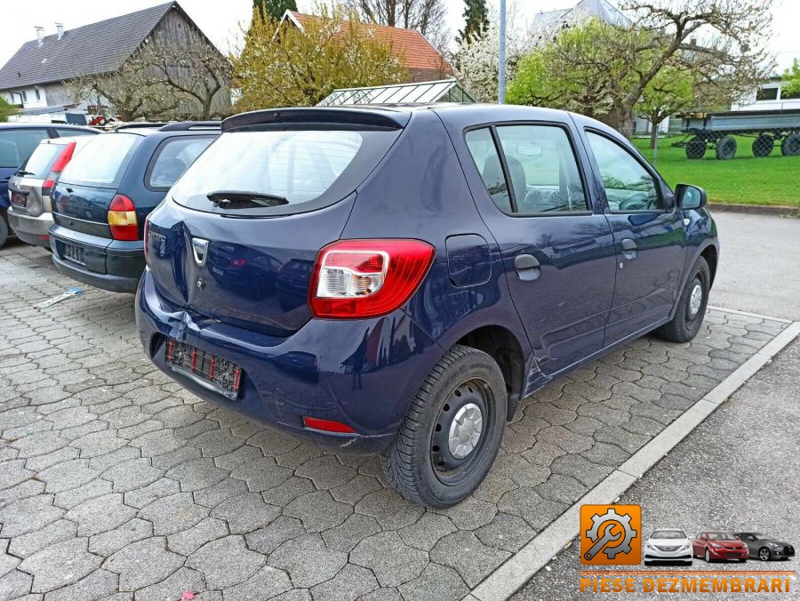 Balamale hayon dacia sandero 2013