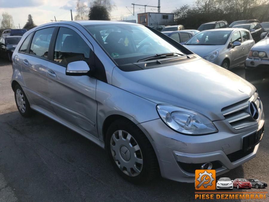 Bancheta spate mercedes b class 2008