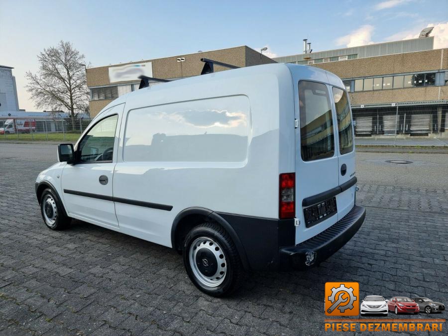 Bancheta spate opel combo 2010