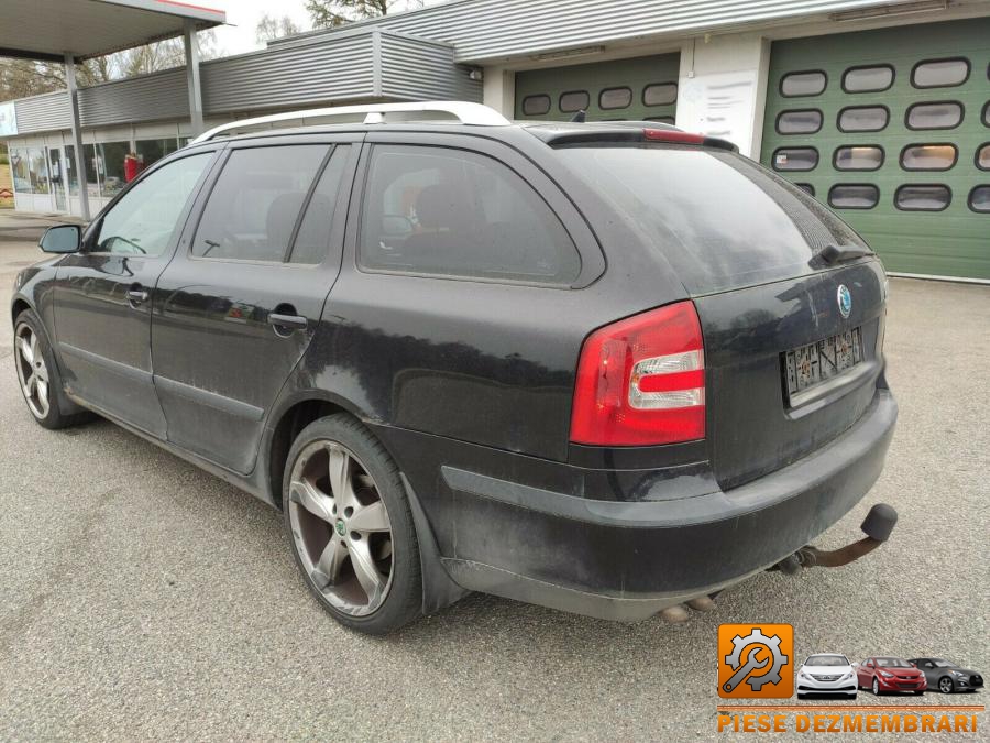 Bancheta spate skoda octavia 2014