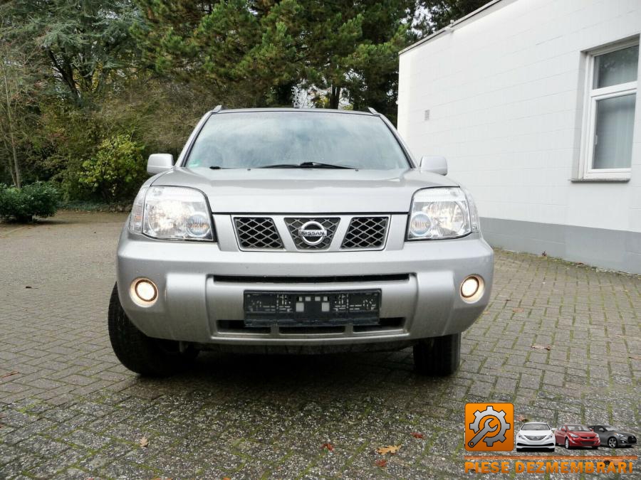 Bandouri nissan x trail 2011