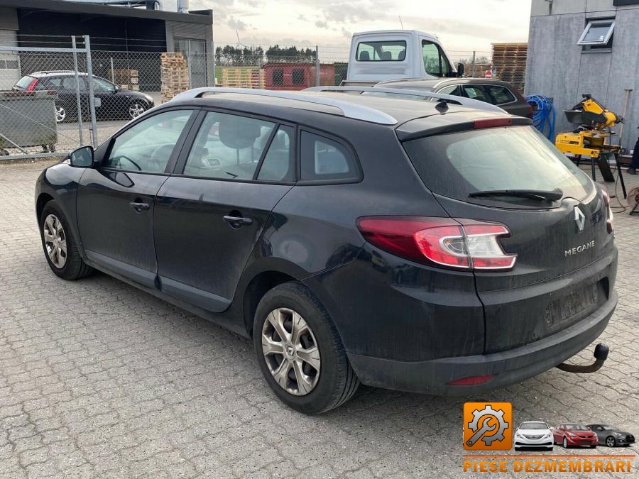 Bandouri renault megane 2011