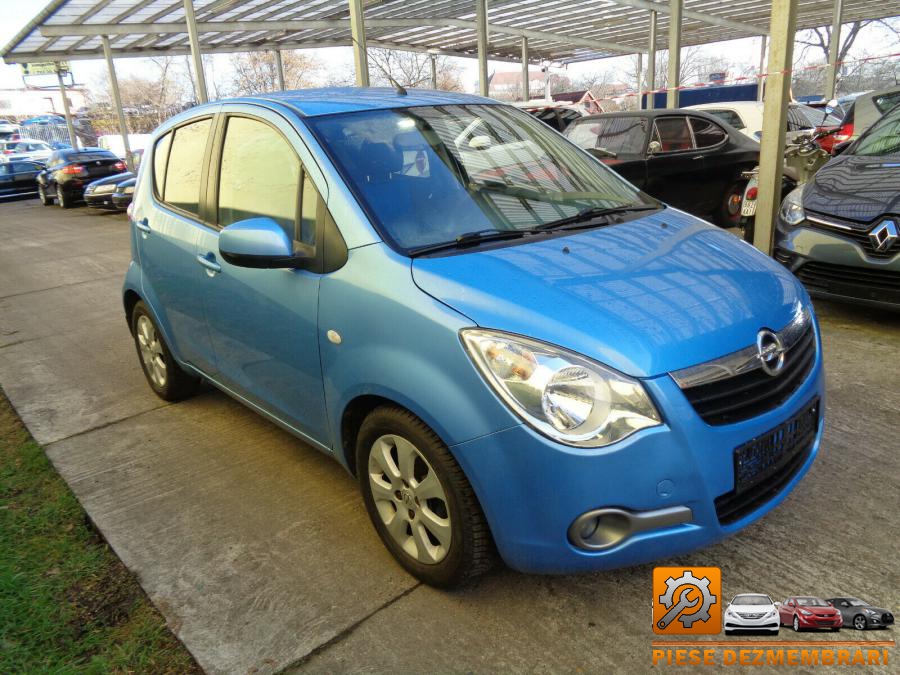 Bara fata opel agila b 2011