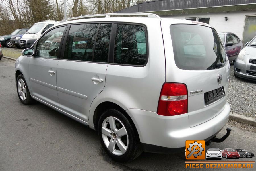 Bara fata volkswagen touran 2012