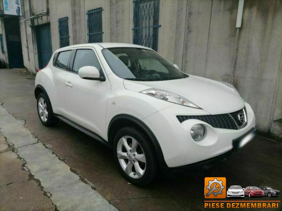 Bara spate nissan juke 2015