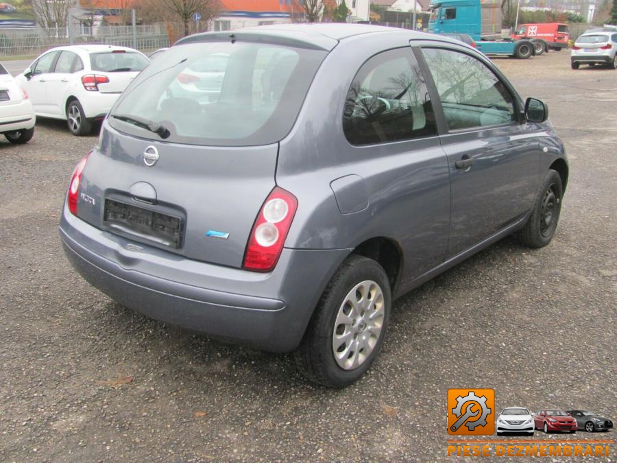 Bara spate nissan micra 2008