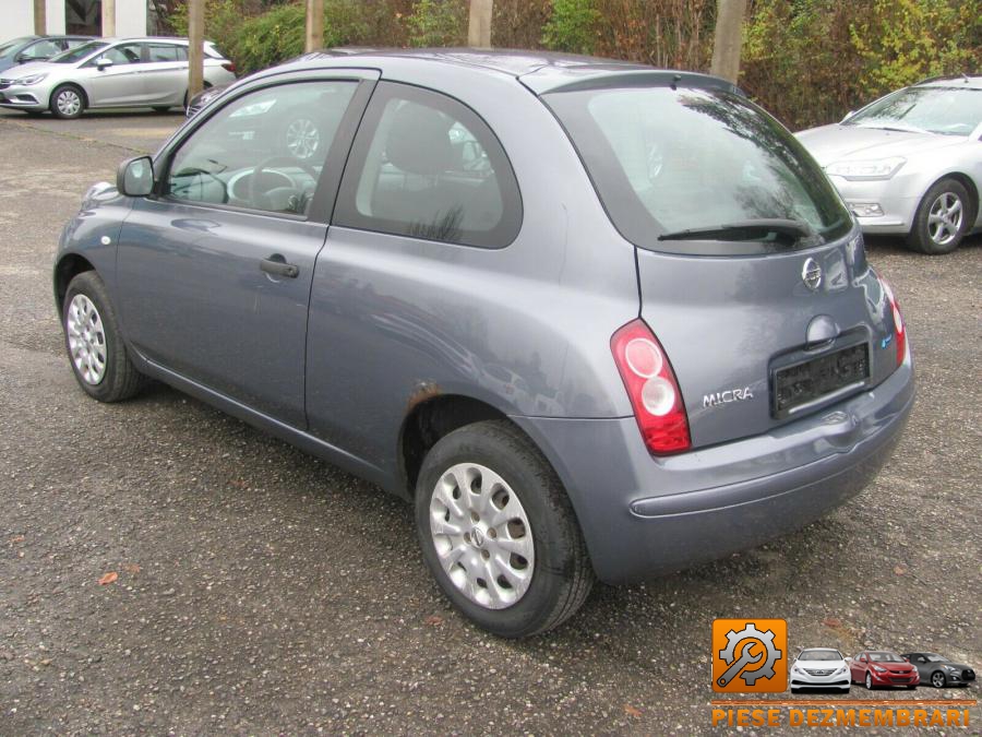 Bara spate nissan micra 2008