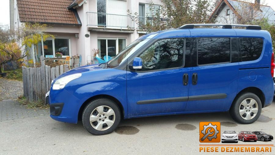 Bara spate opel combo 2010