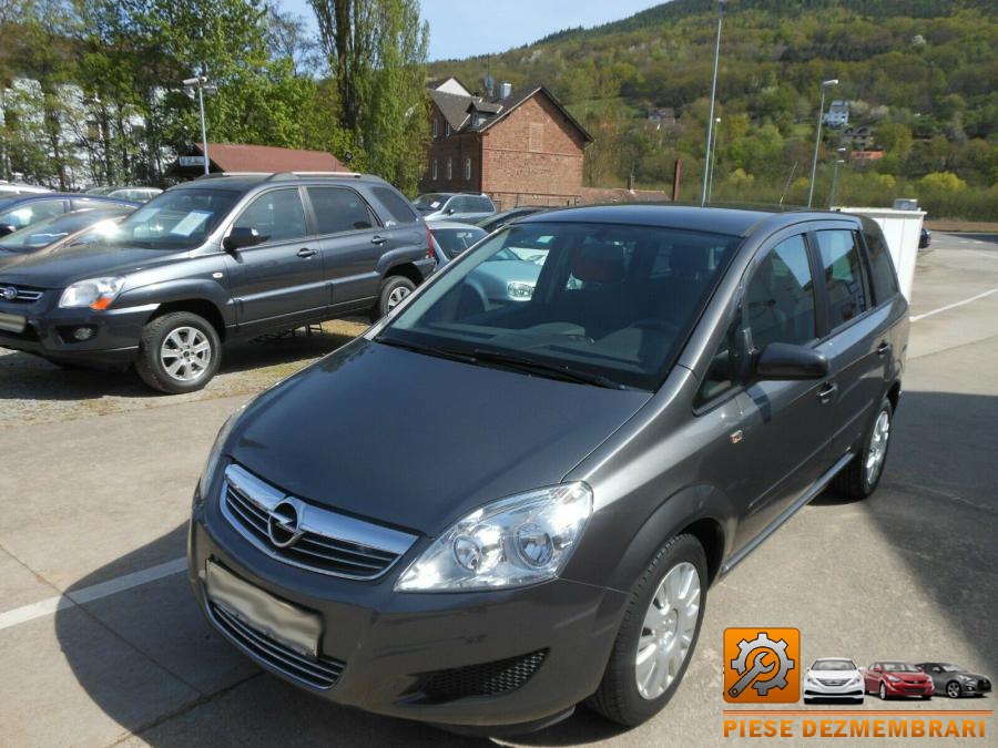 Bara spate opel zafira b 2009