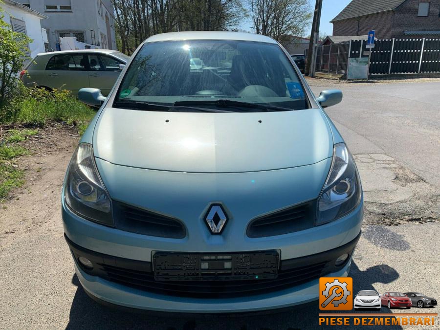 Bara spate renault clio 2008