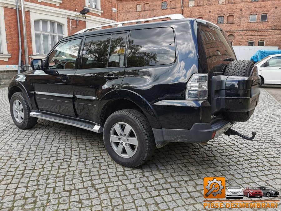 Bascula mitsubishi pajero 2010