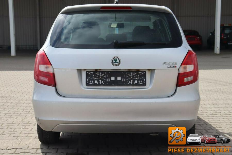 Bloc relee skoda fabia 2011