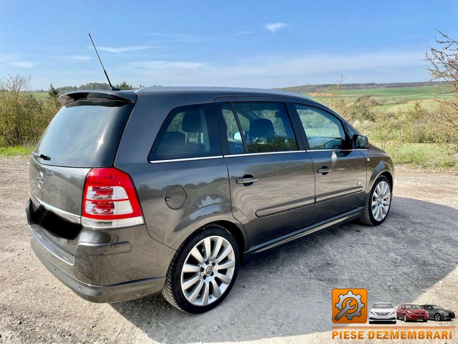 Calorifer ac opel zafira b 2009