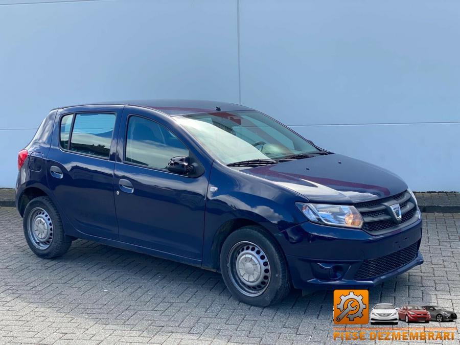 Capac culbutori dacia sandero 2013