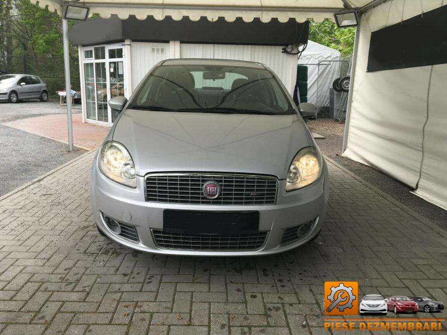 Capac cutie viteze fiat linea 2011