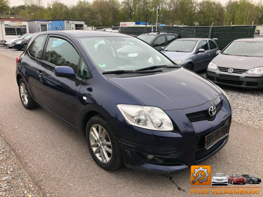 Capota fata toyota auris 2010