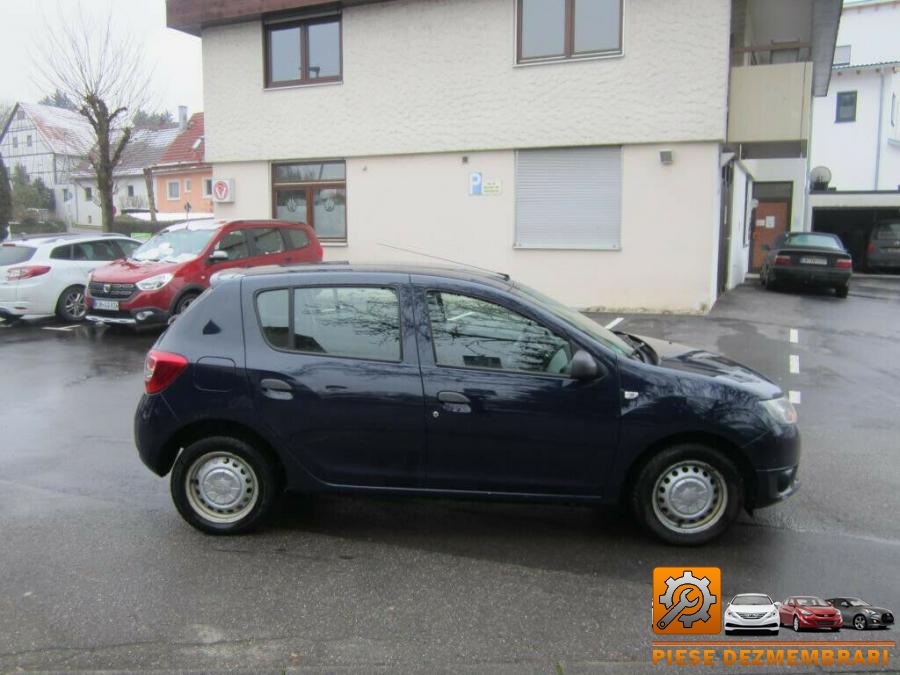 Centuri de siguranta dacia sandero 2013