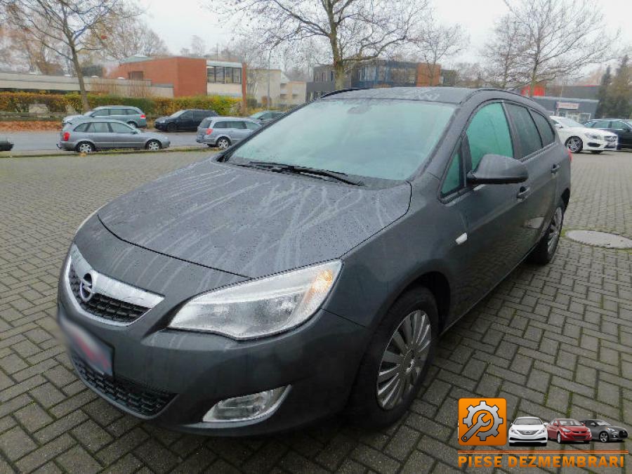 Centuri de siguranta opel astra j 2014