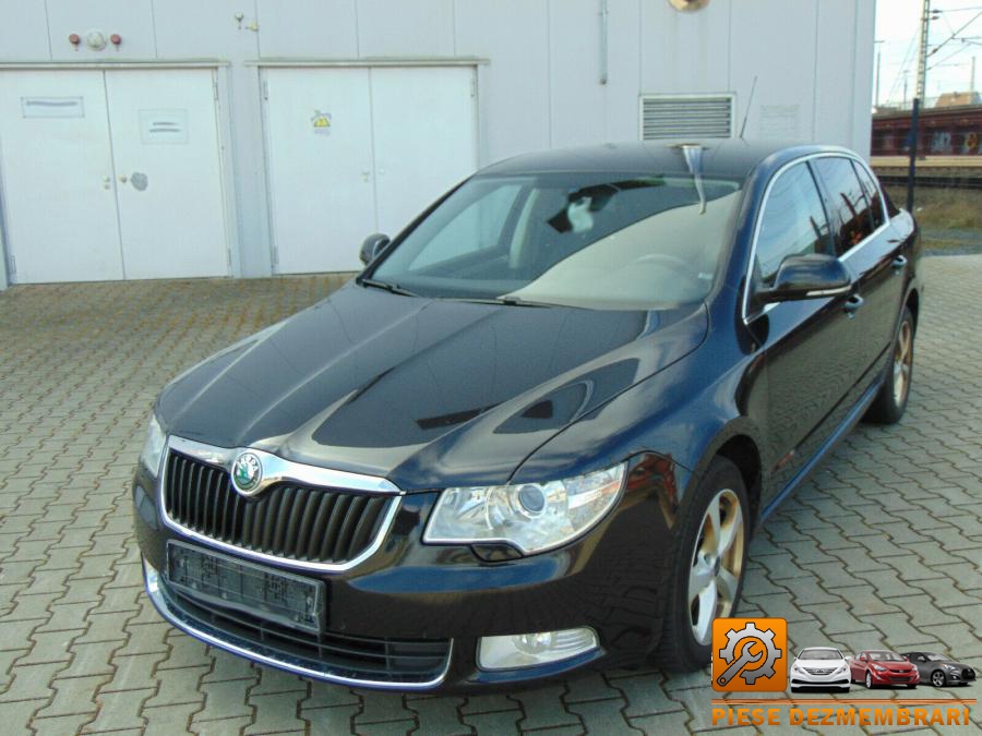 Centuri de siguranta skoda superb 2009