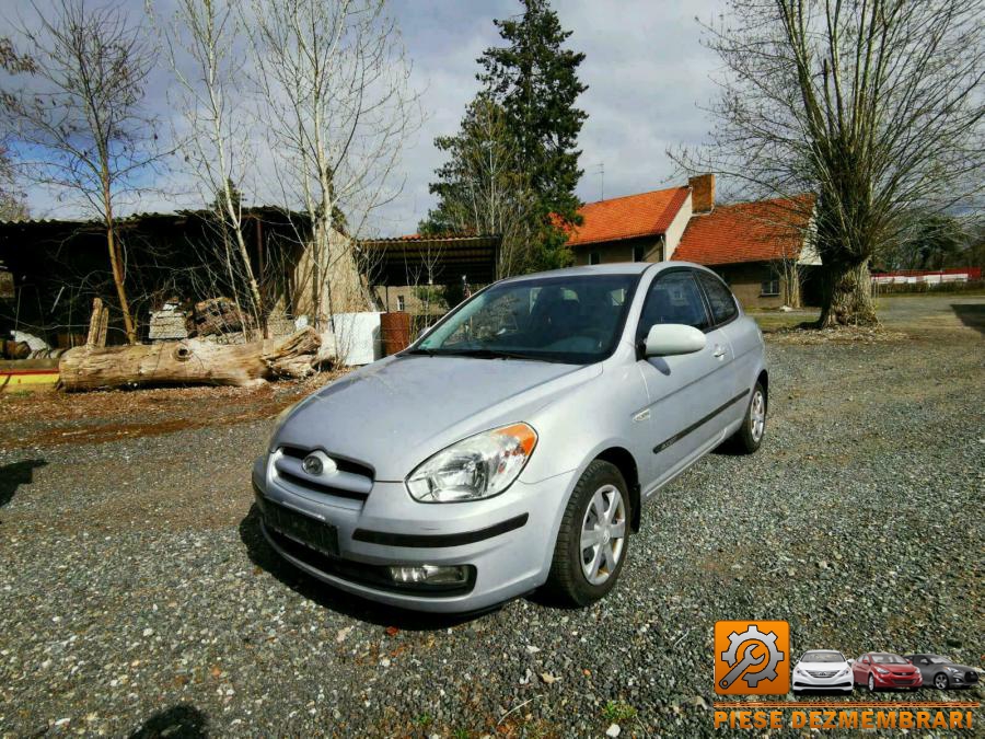 Comenzi butoane hyundai accent 2010