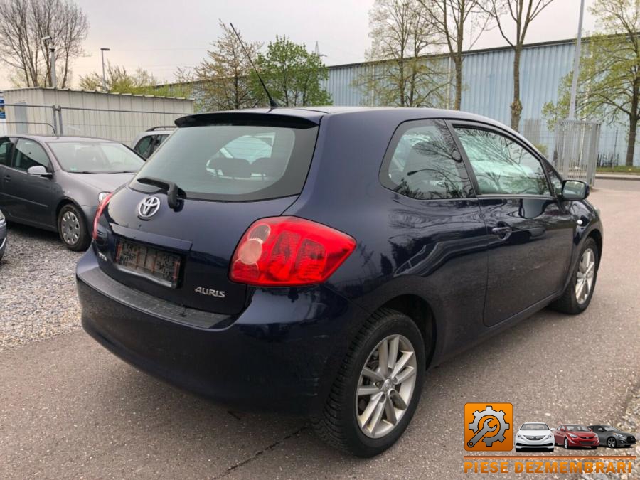 Comenzi butoane toyota auris 2010