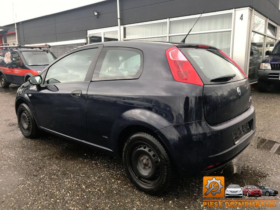 Galerie admisie fiat grande punto 2010