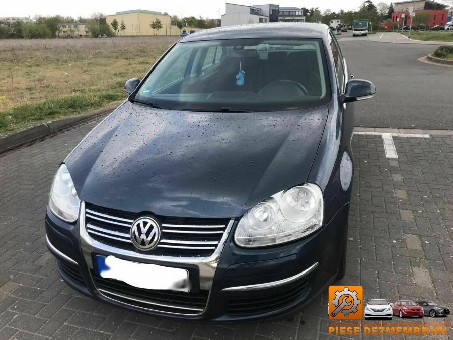 Hayon volkswagen jetta 2007